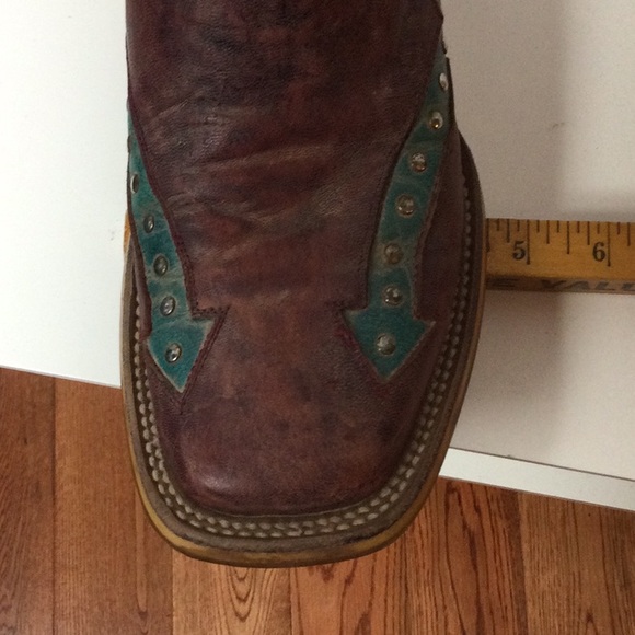 Tin Haul Arrowhead Dark Brown and Burgundy Boots with Teal Stitching - Picture 11 of 12